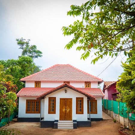 Domuss Homestay Madikeri Exterior foto